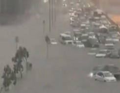  العرب اليوم - مشاهد "مخيفة" من السيول في الأردن وإجلاء مئات السياح من البترا