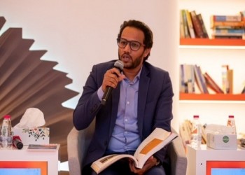  العرب اليوم - معرض الشارقة الدولي للكتاب ينظم ندوة &quot;ذاكرة وفن&quot; إضاءات على تاريخ الفن التشكيلي الإماراتي