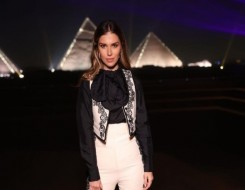  العرب اليوم - نجمات العرب والعالم يتألقن في إطلالات راقية وناعمة في عرض "Dior" في مصر
