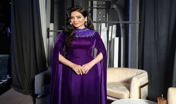  العرب اليوم - الفساتين الطويلة لإطلالة راقية ومتألقة