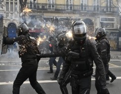  العرب اليوم - وزير الداخلية الفرنسي يعلن عن تعزيزات أمنية في مارسيليا عقب اندلاع أعمال عنف