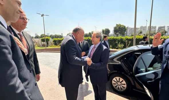  العرب اليوم - وزير الخارجية السوري يزور مصر للمرة الأولى منذ أكثر من 10 سنوات والقاهرة ودمشق تتفقان على تكثيف التواصل