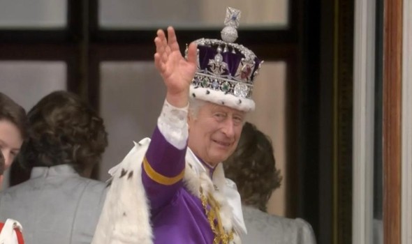  العرب اليوم - الملك تشارلز يوجه الشكر للبريطانيين في ختام احتفالات تتويجه