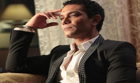 آسر ياسين يعلّق على احتفال صفحة فريق ليفربول بمسلسله