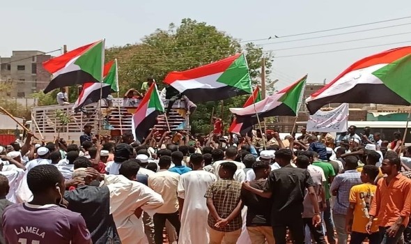  العرب اليوم - انقطاع الكهرباء يشعل مواجهات بين الأهالي والشرطة في عبري السودانية