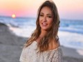  العرب اليوم - ليلى علوي تكشف سبب قبولها لمسرحية ”الصندوق الأحمر” في السعودية