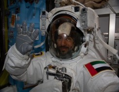  العرب اليوم - رائد الفضاء الإماراتي سلطان النيادي يتأهب للعودة إلى الأرض