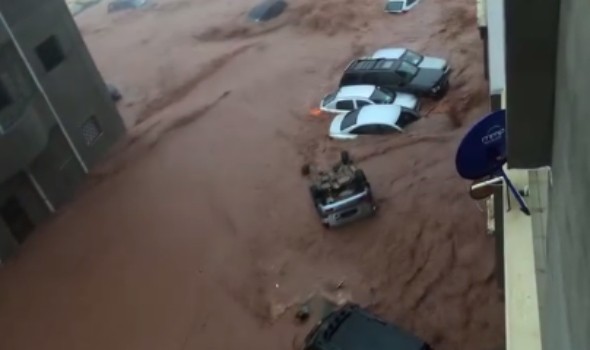  العرب اليوم - مصر تتلقى بلاغات تُفيد بأن نحو 300 مصري مفقودون في ليبيا جراء الإعصار دانيال