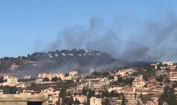  العرب اليوم - حريق كبير قرب موقعين للجيش اللبناني و«يونيفيل» في جنوب لبنان