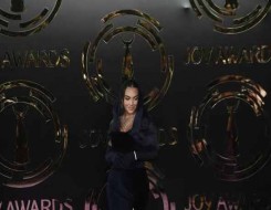  العرب اليوم - صيحات سيطرت على إطلالات النجمات في حفل Joy Awards