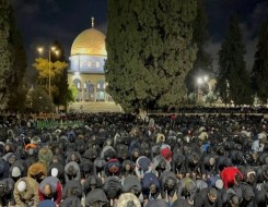 العرب اليوم - إسرائيل تسمح لعشرة آلاف فلسطيني أسبوعياً بأداء صلاة الجمعة في المسجد الأقصى خلال رمضان