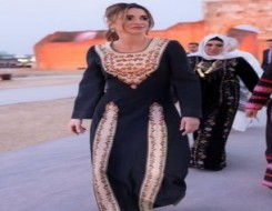 العرب اليوم - إطلالات تراثية ملهمة للملكة رانيا