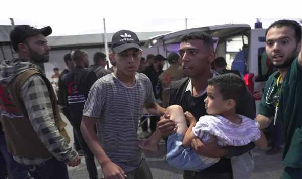  العرب اليوم - رومانيا تقوم بعملية إجلاء 12 مريضًا فلسطينيًا من قطاع غزة للعلاج في بوخارست