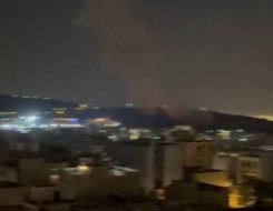  العرب اليوم - إسرائيل تهاجم شرق طهران حيث منازل كبار القادة العسكريين و تل أبيب تعلن الطوارىء