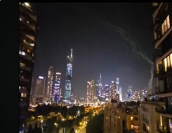  العرب اليوم - إيران تطلق صواريخ باليستية على إسرائيل وتدخّن أعالي تل أبيب
