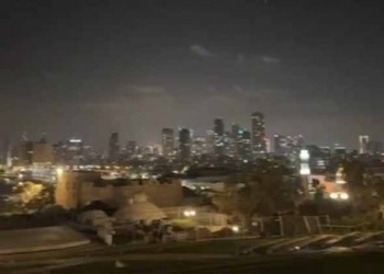  العرب اليوم - إسرائيل تعترض صاروخاً باليستياً أطلقه الحوثيون