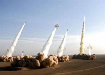  العرب اليوم - إيران تستعيد صواريخ مخبأة تحت الأرض أو مدفونة تحت الركام