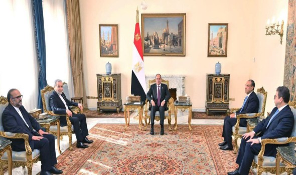  العرب اليوم - السيسي يستقبل وزير خارجية إيران ويؤكد ضرورة وقف التصعيد وعودة الملاحة الطبيعية في البحر الأحمر