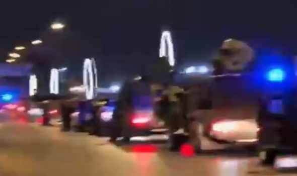  العرب اليوم - وزارة الدفاع السورية تعلن وقف إطلاق النار في السويداء بالتزامن مع اشتباكات عنيفة وقصف إسرائيلي