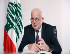  العرب اليوم - وزير لبناني ينتقد حزب الله ويصف رفضه تسليم سلاحه بالإنتحار
