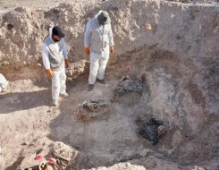  العرب اليوم - العراق يفتح أكبر مقبرة جماعية لضحايا "داعش" جنوب محافظة نينوى