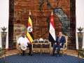  العرب اليوم - السيسي يستقبل رئيس أوغندا ويؤكد على أنه لا مساس بحصة مصر من مياه النيل ويبحث مع موسيفيني تعزيز التعاون الثنائي