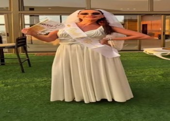  العرب اليوم - داليدا خليل تودّع العزوبية بإطلالة بيضاء ساحرة وتخطف الأنظار بأناقة لا تُنسى