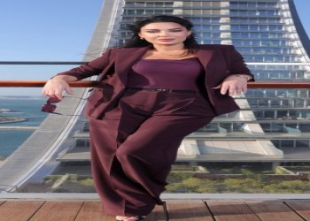  العرب اليوم - البدلة النسائية أناقة انتقالية بتوقيع النجمات
