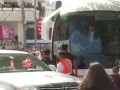  العرب اليوم - وصول حافلات تقل أسرى فلسطينيين مفرجًا عنهم إلى رام الله ضمن عملية تبادل الأسرى بين إسرائيل وحماس