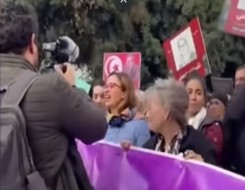  العرب اليوم - اعتقال الناشطة التونسية البارزة شيماء عيسى لتنفيذ حكم بالسجن لمدة 20 عاماً