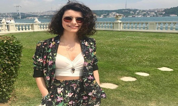 العرب اليوم - توقيف بيرين سات وزوجها ضمن قضية مشاهير المخدرات في تركيا