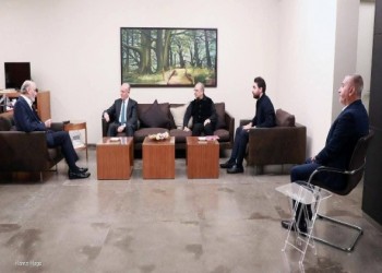  العرب اليوم - أشرف ريفي يزور سمير جعجع في معراب لبحث المستجدات اللبنانية والإقليمية