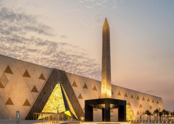  العرب اليوم - 19 ألف زائر يومياً للمتحف المصري الكبير منذ افتتاحه للجمهور مطلع نوفمبر