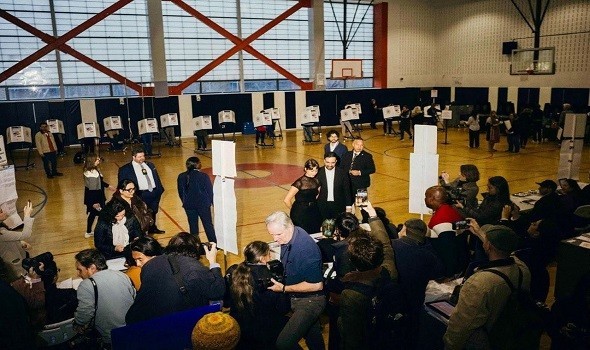  العرب اليوم - نيويورك تنتخب زهران ممداني أول عمدة مسلم في مواجهة بارزة لترمب وفصل جديد في السياسة الأميركية