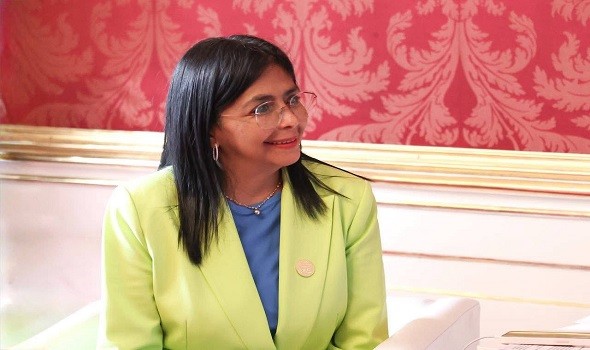 الرئيسة الفنزويلية بالوكالة تطالب ترمب برفع العقوبات الأميركية عن فنزويلا