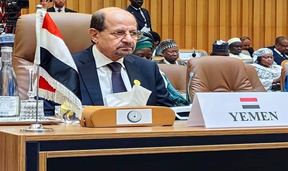  العرب اليوم - مجلس القيادة الرئاسي اليمني يعين شائع الزنداني رئيسا للوزراء ويكلفه بتشكيل الحكومة