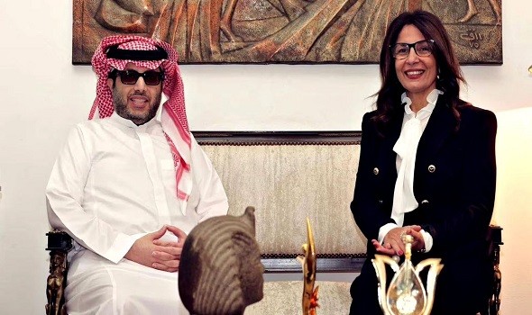 العرب اليوم - تركي آل الشيخ يلتقي وزيرة الثقافة المصرية ويبحثان مشروعات مشتركة تحت شعار "نزرع الأمل والبهجة"