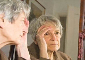 العرب اليوم - دواء شائع لعلاج الصرع قد يساهم في الوقاية من ألزهايمر قبل ظهور الأعراض