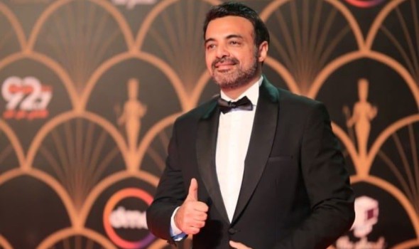  العرب اليوم - عمرو محمود ياسين يدافع عن ياسمين عبدالعزيز بعد أزمة تيتر وننسى اللي كان