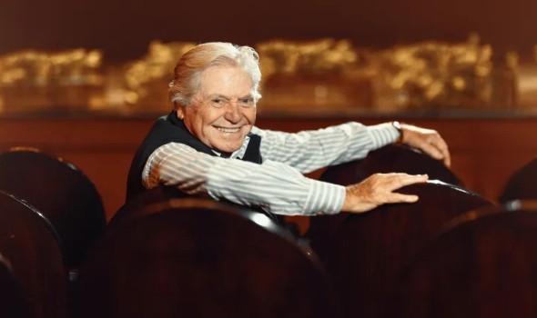  العرب اليوم - حسين فهمي يوضح موقفه من محكمة الأسرة وزوجاته السابقات