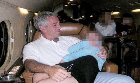  العرب اليوم - ضحايا إبستين يتحركون قضائيا بعد تسريب صور وبيانات حساسة