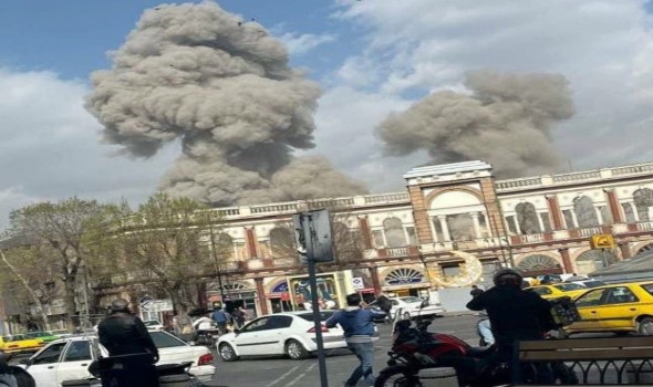  العرب اليوم - واشنطن وتل أبيب يستهدفون إيران بغارات جوية مكثَفة   وطهران تهاجم إسرائيل  وترامب لن أتسامح