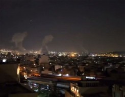  العرب اليوم - غارات تستهدف مخازن النفط في طهران والحرس الثوري يتوعد بمواصلة الحرب ستة أشهر