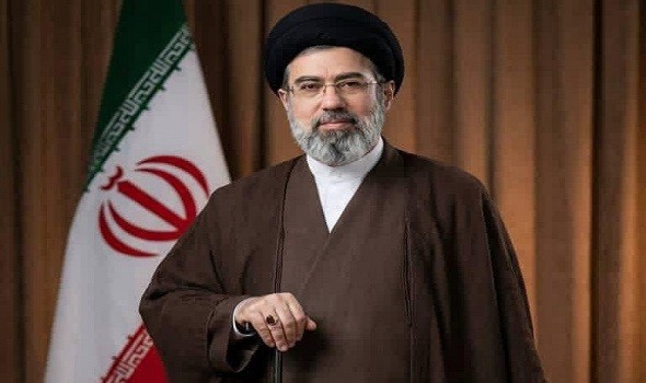  العرب اليوم - إصابة مجتبى خامنئي في العين وجروح بالوجه وكسر في القدم خلال الهجوم على طهران