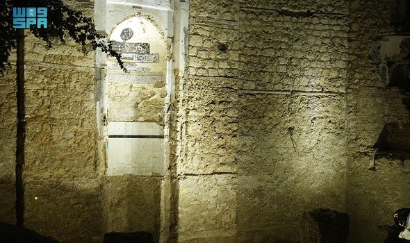  العرب اليوم - مسجد عثمان بن عفان في جدة التاريخية معلم أثري يعكس تاريخ المدينة وثقافتها