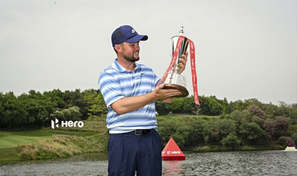  العرب اليوم - أليكس فيتزباتريك يقتحم قائمة "التوب 10" في سباق دبي للجولف