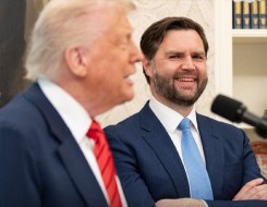  العرب اليوم - فانس يؤكد إحراز تقدم كبير في المحادثات ويشير إلى أن الكرة في ملعب إيران