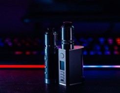  العرب اليوم - السيجارة الإلكترونية تسببت بثقوب سوداء في أسنان امرأة