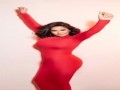  العرب اليوم - شيرين عبد الوهاب تستعيد بريقها بالأحمر في ظهور جديد يعكس الثقة