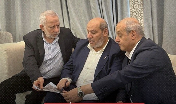  العرب اليوم - الحيَة يهزم مشعل في إنتخابات الحركة لقيادة حماس وخلافة السنوار و تترك إرتياحاً لإستمرار نهج قائدها  الراحل في التفاوض